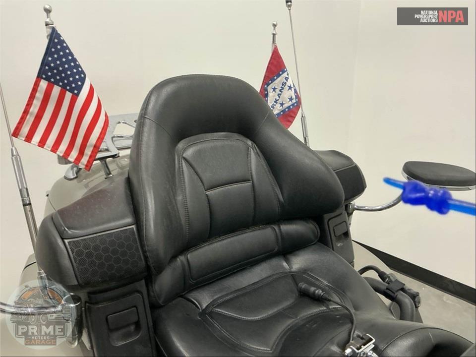 2002 Honda GL18002 GOLDWING — фото 33