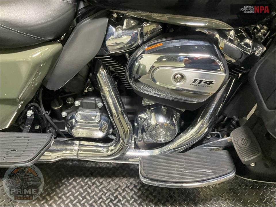 2021 Harley-Davidson FLHTCUTG TRI GLIDE ULTRA CLASSIC — фото 6