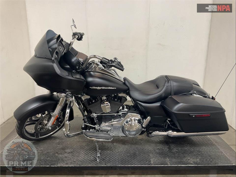 2015 Harley-Davidson FLTRX ROAD GLIDE — фото 3