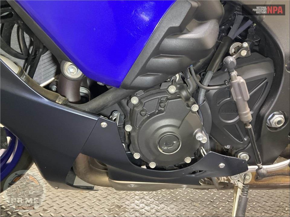 2022 Yamaha YZF-R1 — фото 7