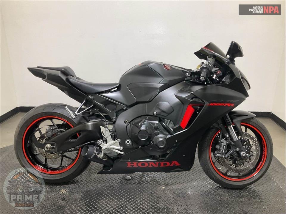 2017 Honda CBR1000RAH  (ABS) — фото 1
