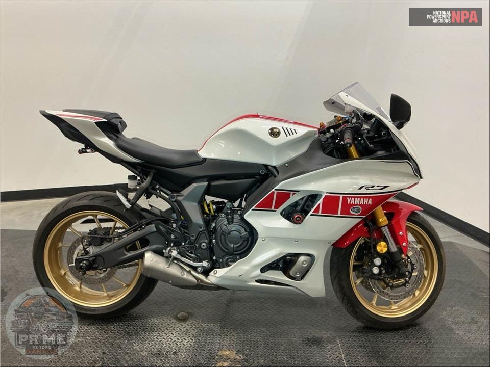 2022 Yamaha YZF-R7 WORLD GP 60TH ANNIVERSARY EDITION — фото 1