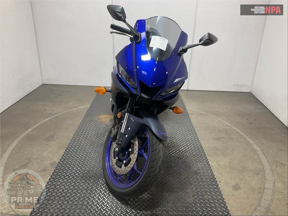 2023 Yamaha YZF-R3 — фото 2