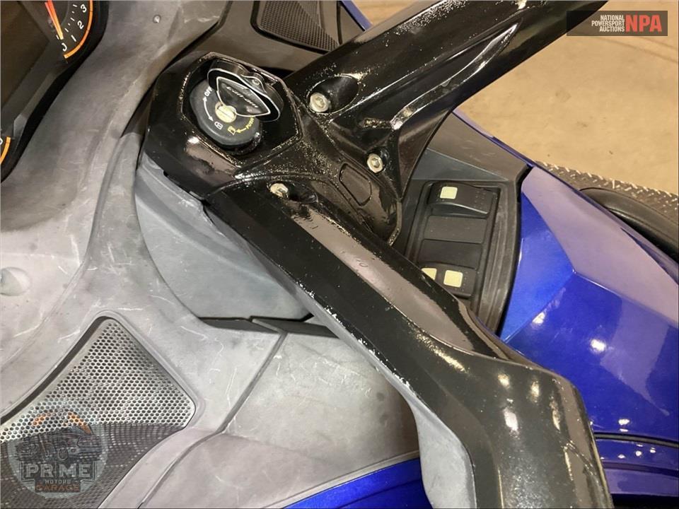 2012 Can-Am SPYDER RT-S SE5 — фото 31
