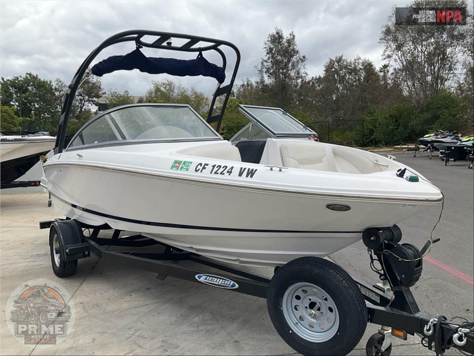 2018 Regal Marine 1900 ES L=20 E=1 HP=200 VOLVO SD — фото 1