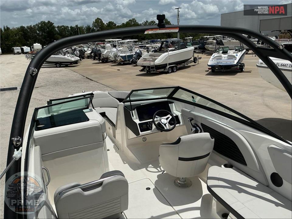 2025 Sea Ray Boats SPX 230(*) SPX SERIES L=24/E=1-200HP MERCURY OB — фото 20