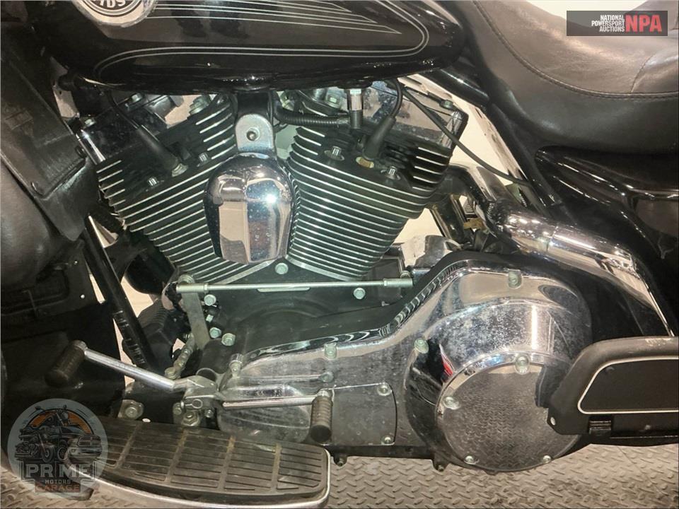 2004 Harley-Davidson FLHTCUI ULTRA CLASSIC ELECTRA GLIDE — фото 7