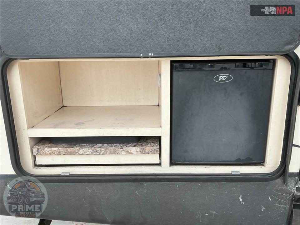 2019 Minnie M-27BHSS - MINNIE PLUS SERIES — фото 47