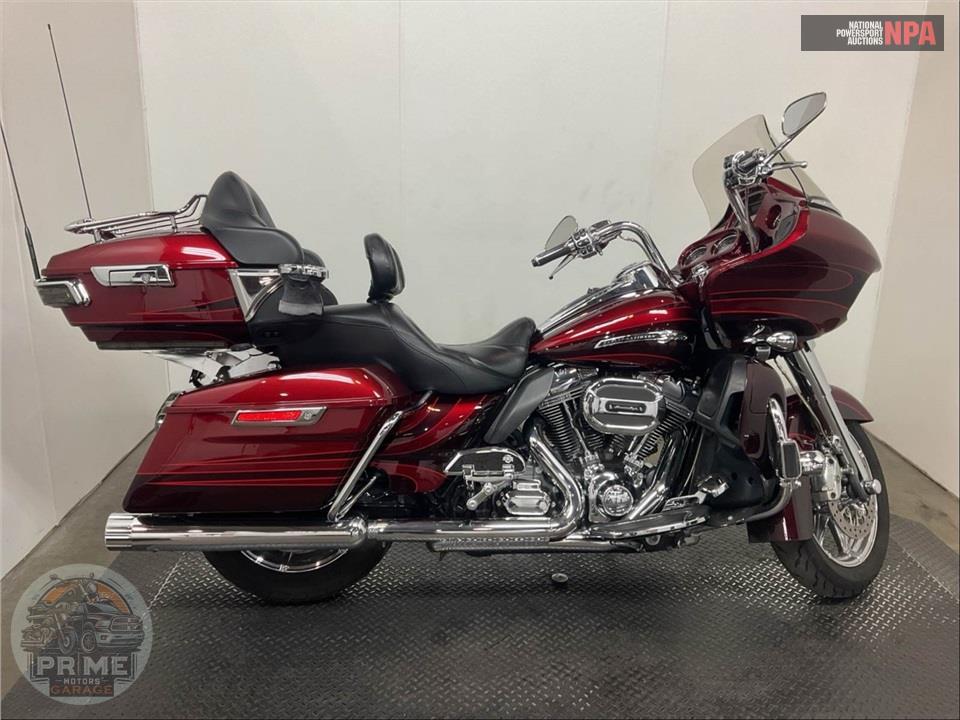 2015 Harley-Davidson FLTRUSE CVO ROAD GLIDE ULTRA — фото 1