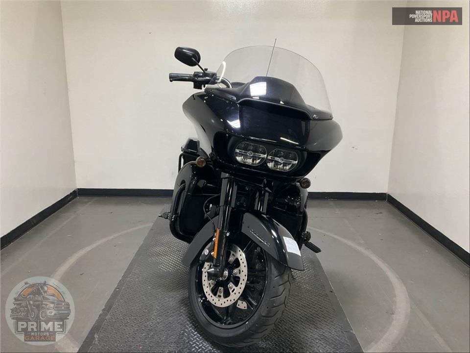 2023 Harley-Davidson FLTRK ROAD GLIDE LIMITED — фото 2