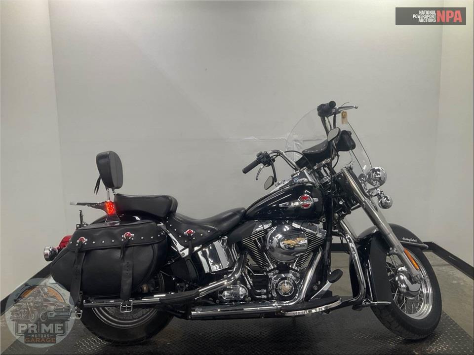 2017 Harley-Davidson FLSTC HERITAGE SOFTAIL CLASSIC — фото 1