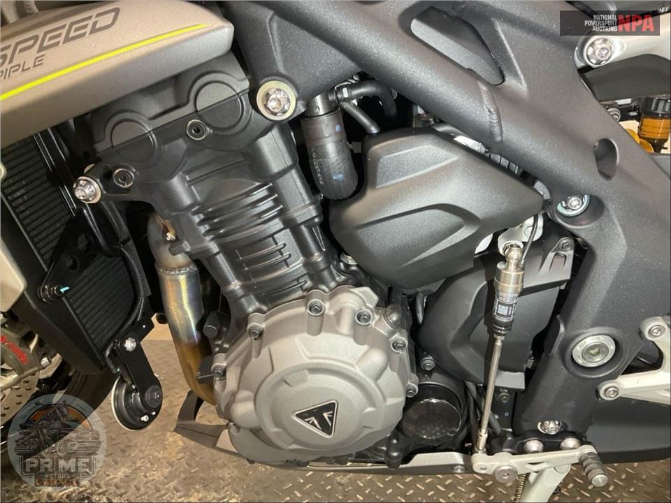 2024 Triumph SPEED TRIPLE 1200 RS — фото 8