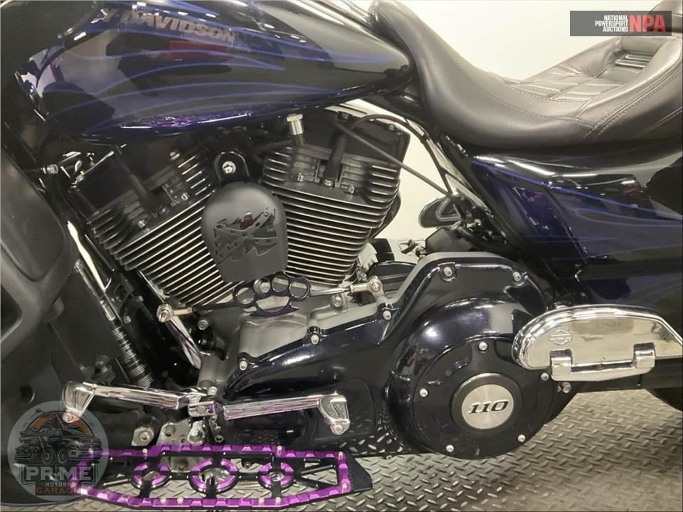 2016 Harley-Davidson FLHXSE CVO STREET GLIDE SPECIAL — фото 7