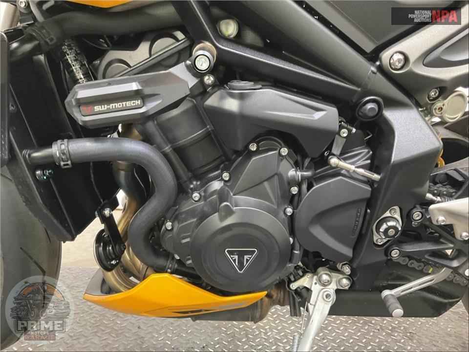 2026 Triumph STREET TRIPLE 765 MOTO2 RS (TWO TONE) — фото 7