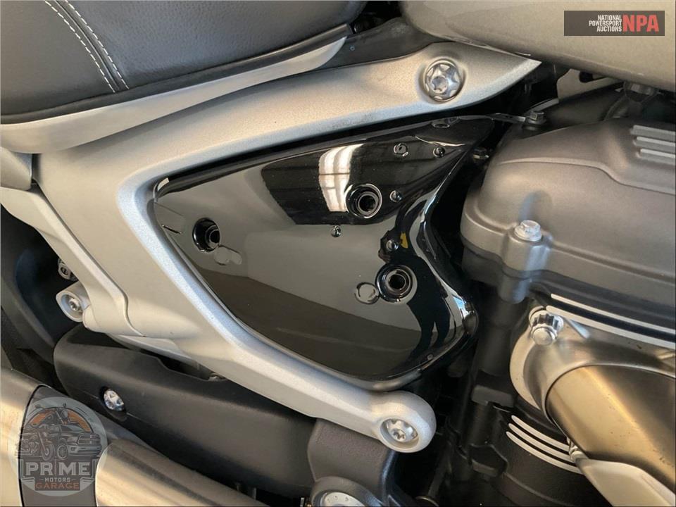 2023 Triumph ROCKET 3 R (TWO-TONE) — фото 13