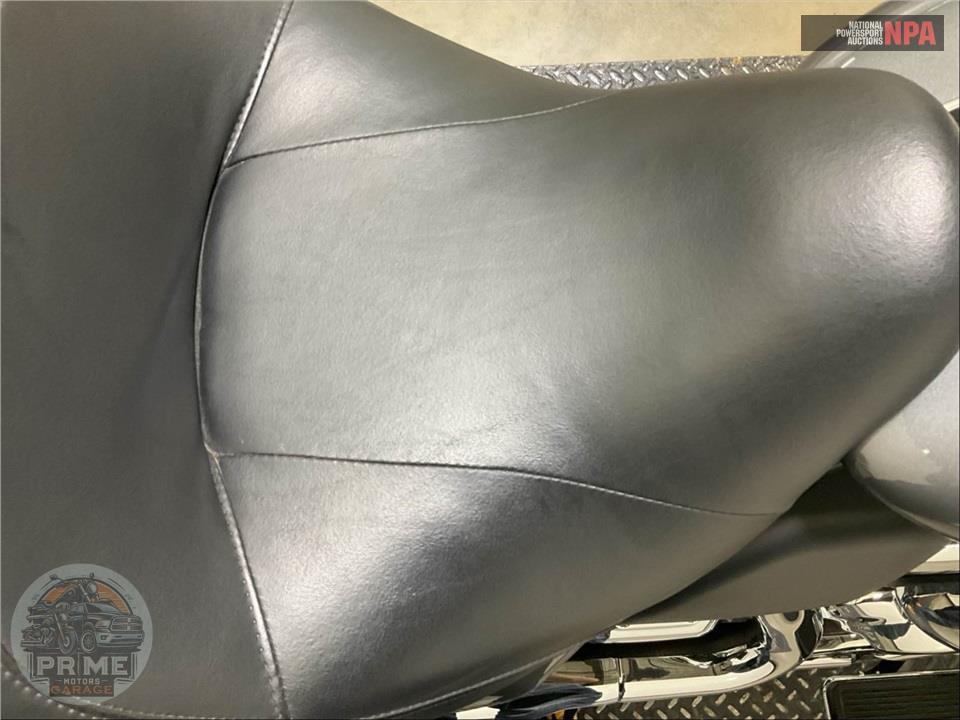 2022 Harley-Davidson FLHTK ULTRA LIMITED — фото 30