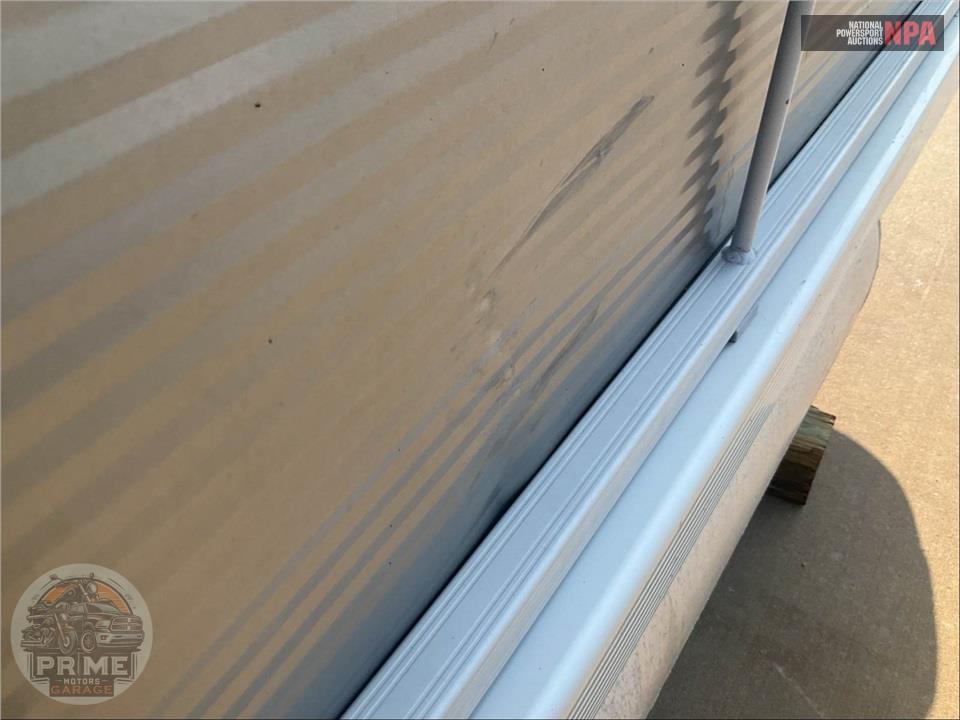 2023 Bennington Pontoons 22 SS(*) S SERIES L=23/E=1-150HP MERCURY OB — фото 30