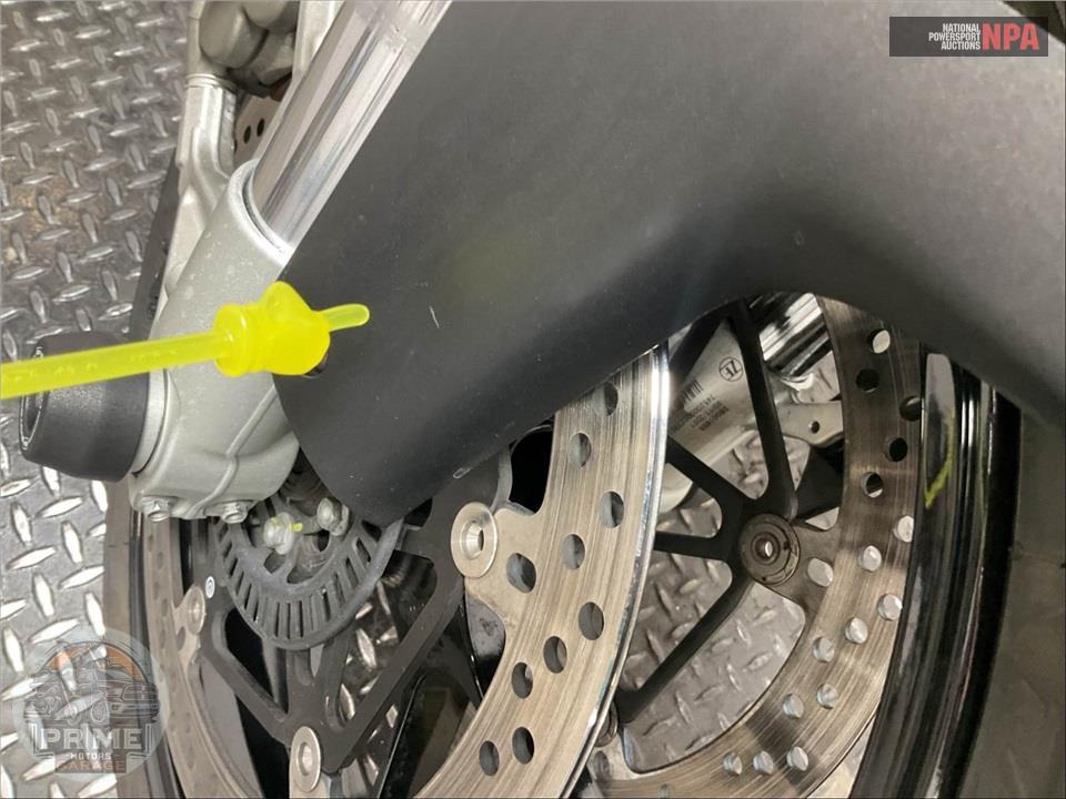 2022 Aprilia TUONO V4 RR 1100 — фото 16