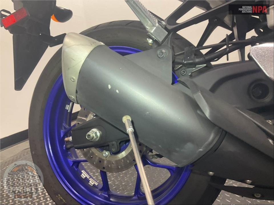 2024 Yamaha YZF-R3 — фото 33