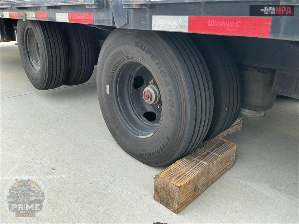 2022 Diamond C Trailers FMAX212 — фото 5