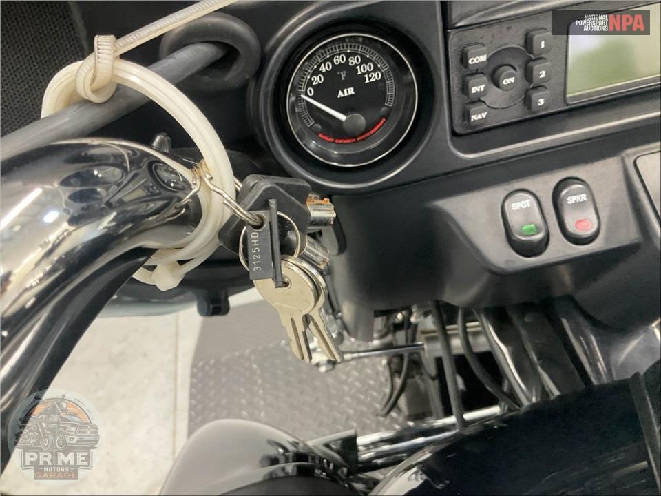 2013 Harley-Davidson FLHTCUTG TRIGLIDE UL CLSC — фото 9