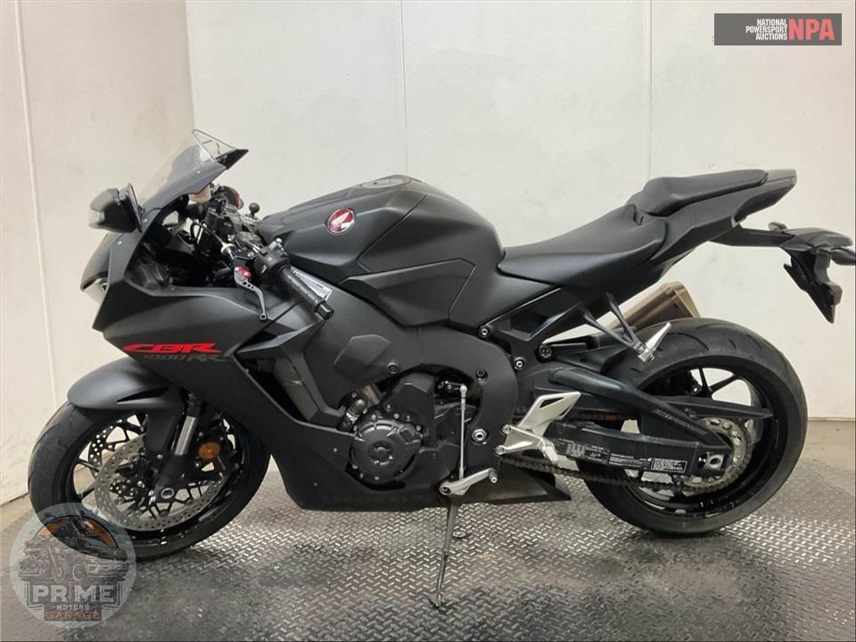 2021 Honda CBR1000RR — фото 3