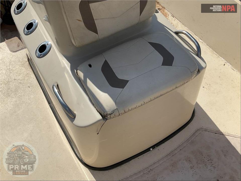 2019 Lowe Ind 22 BAY(***) L=22/E=1 200HP MERC OB — фото 20
