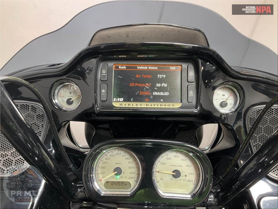 2015 Harley-Davidson FLTRXS ROAD GLIDE SPECIAL — фото 5
