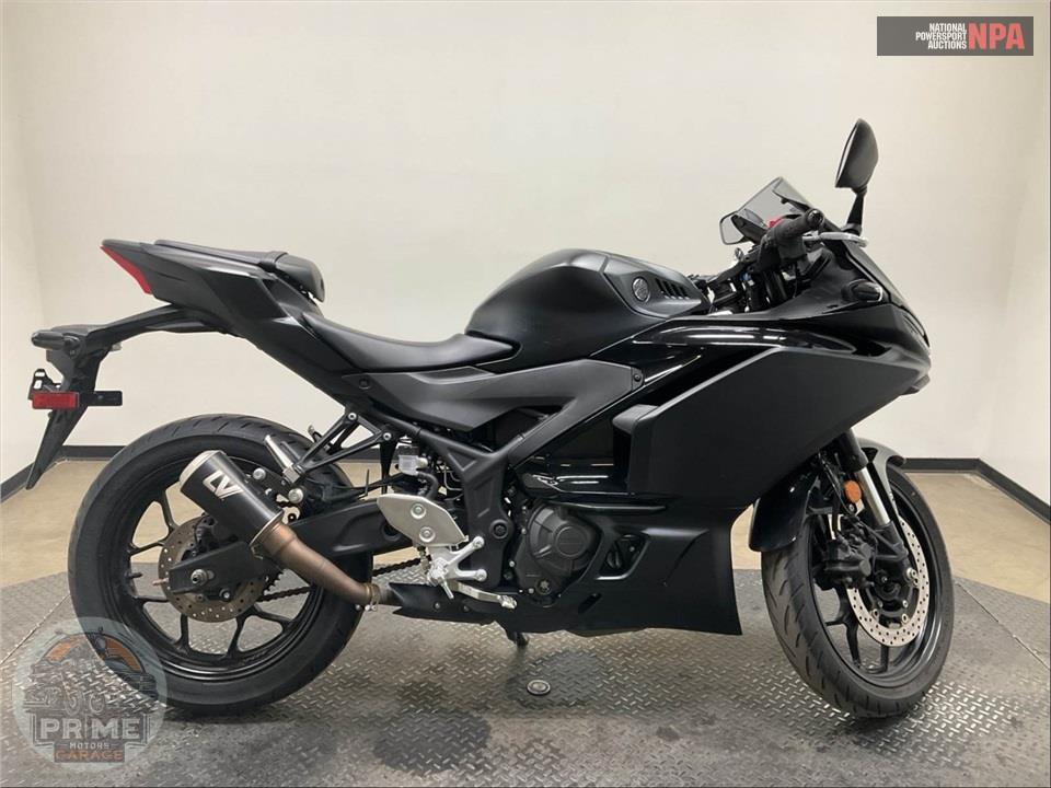 2025 Yamaha YZF-R3 — фото 1