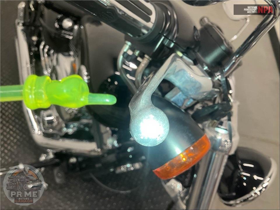 2015 Harley-Davidson FXSB BREAKOUT — фото 31