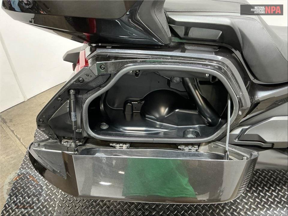2021 Honda GL1800D GOLDWING TOUR DCT — фото 18