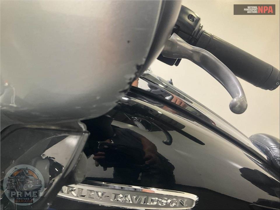 2013 Harley-Davidson FLHTK ELECTRA GLIDE UL LI — фото 17