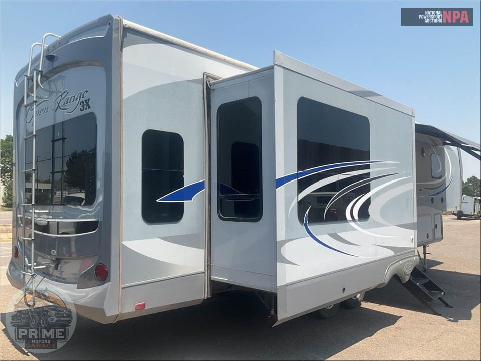 2016 Highland Ridge Rv M-349RLS - 3X FIFTH WHEEL SERIES — фото 4