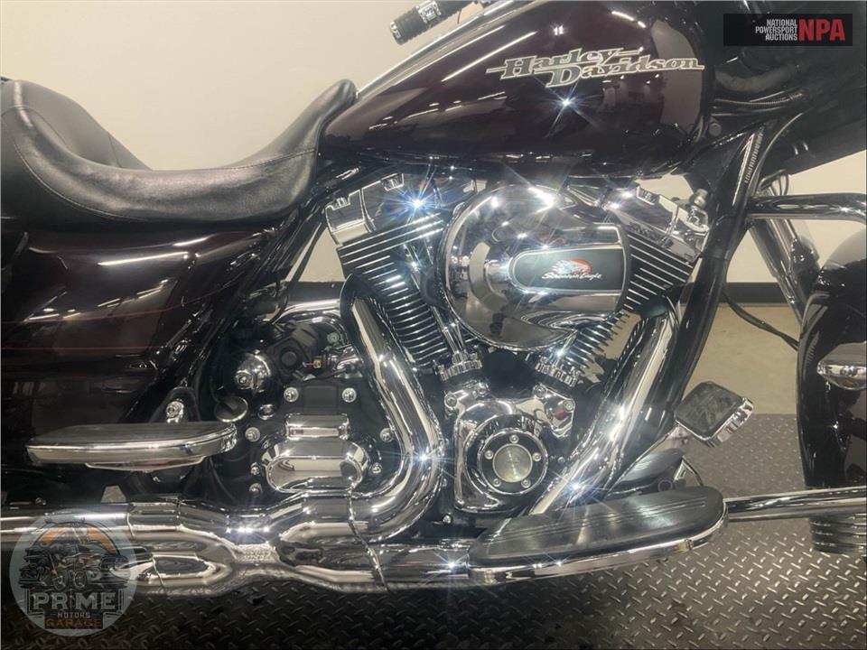 2014 Harley-Davidson FLHXS STREET GLIDE — фото 6