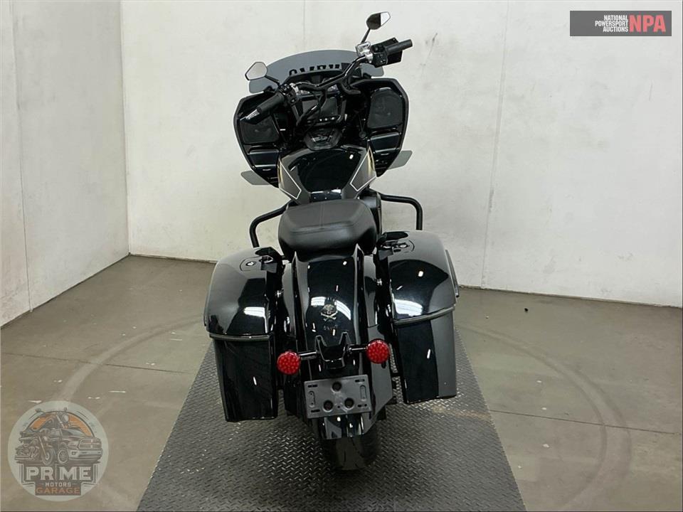 2021 Indian Motorcycle CHALLENGER LIMITED (BLACK) — фото 4