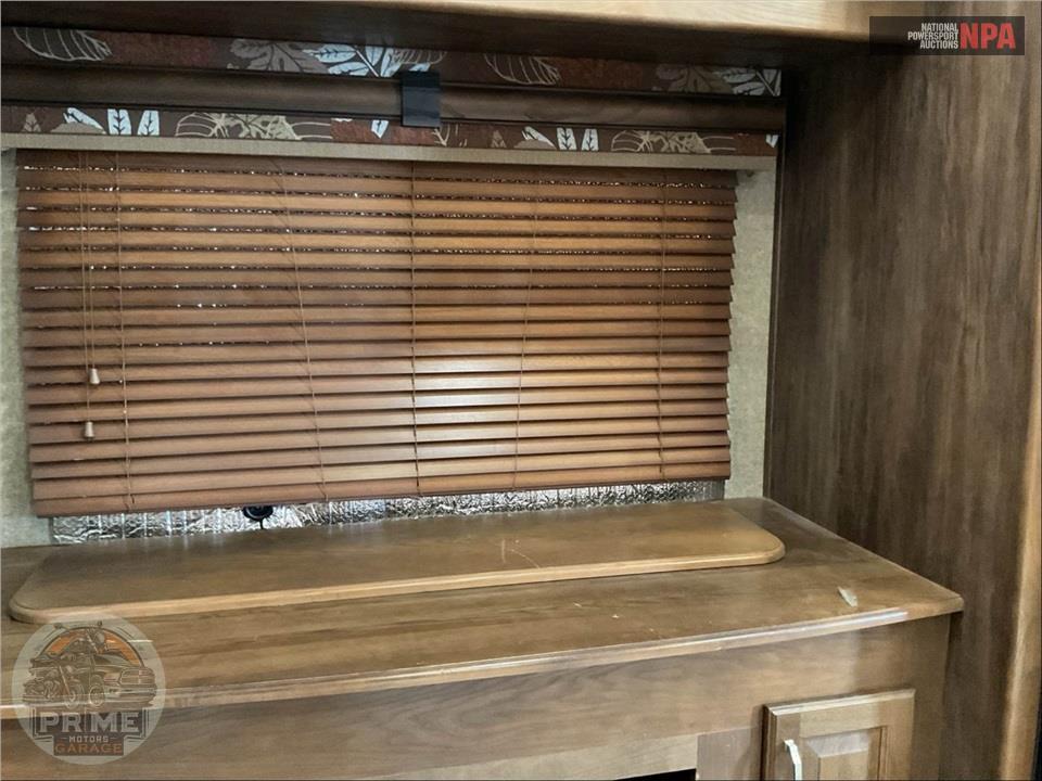 2016 Keystone Rv M-3600 RS - ALPINE FIFTH WHEEL SERIES — фото 19