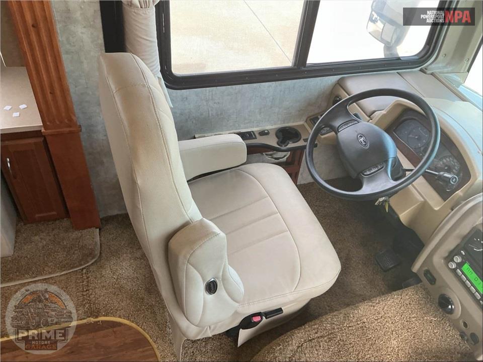 2008 Bounder M-35H FORD 362HP — фото 20