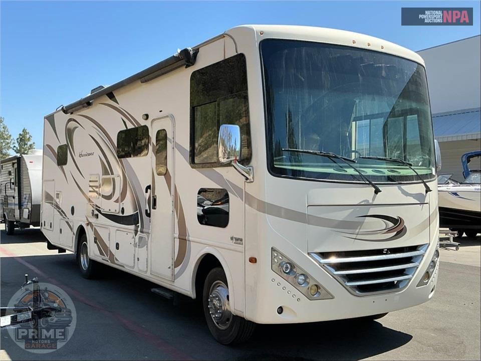 2017 Thor Motor Coach EVO 30.3 FORD  A.C.E. SERIES — фото 1