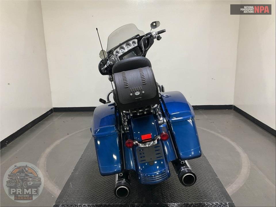 2018 Harley-Davidson FLHX STREET GLIDE ANNIVERSARY — фото 4