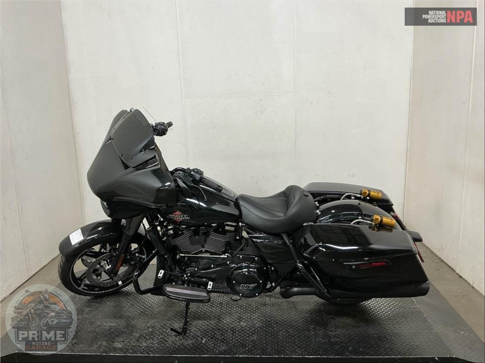 2025 Harley-Davidson FLHX STREET GLIDE — фото 3