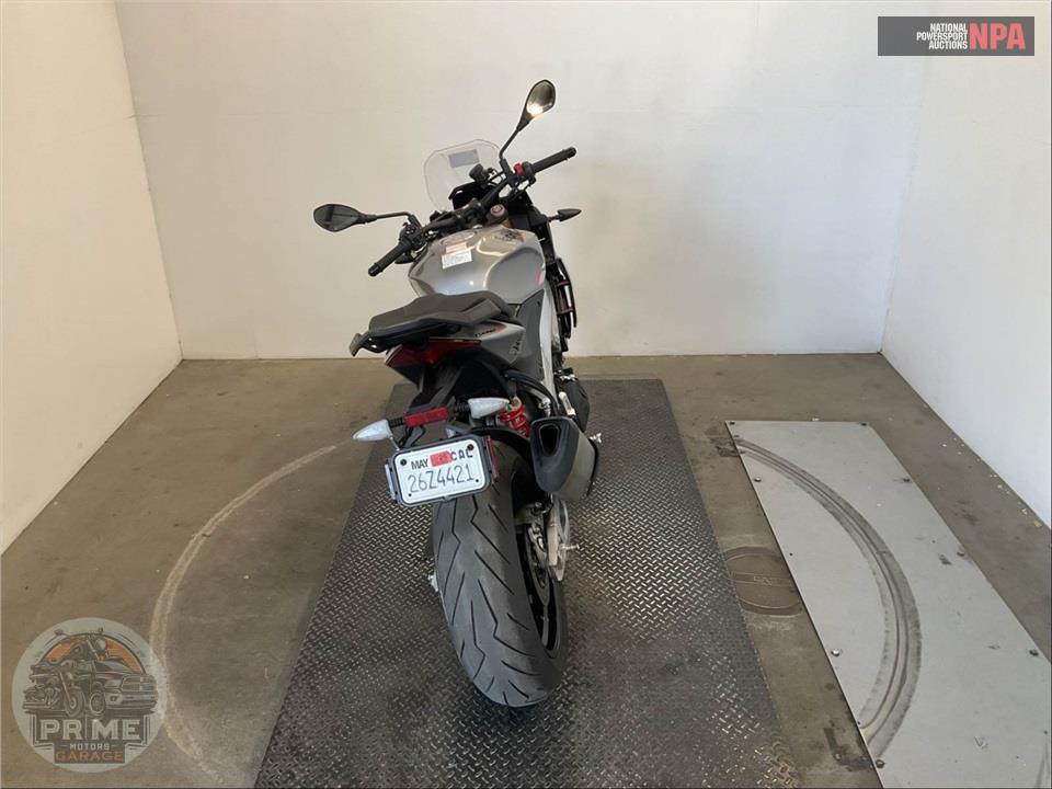 2023 Aprilia TUONO V4 RR 1100 — фото 4