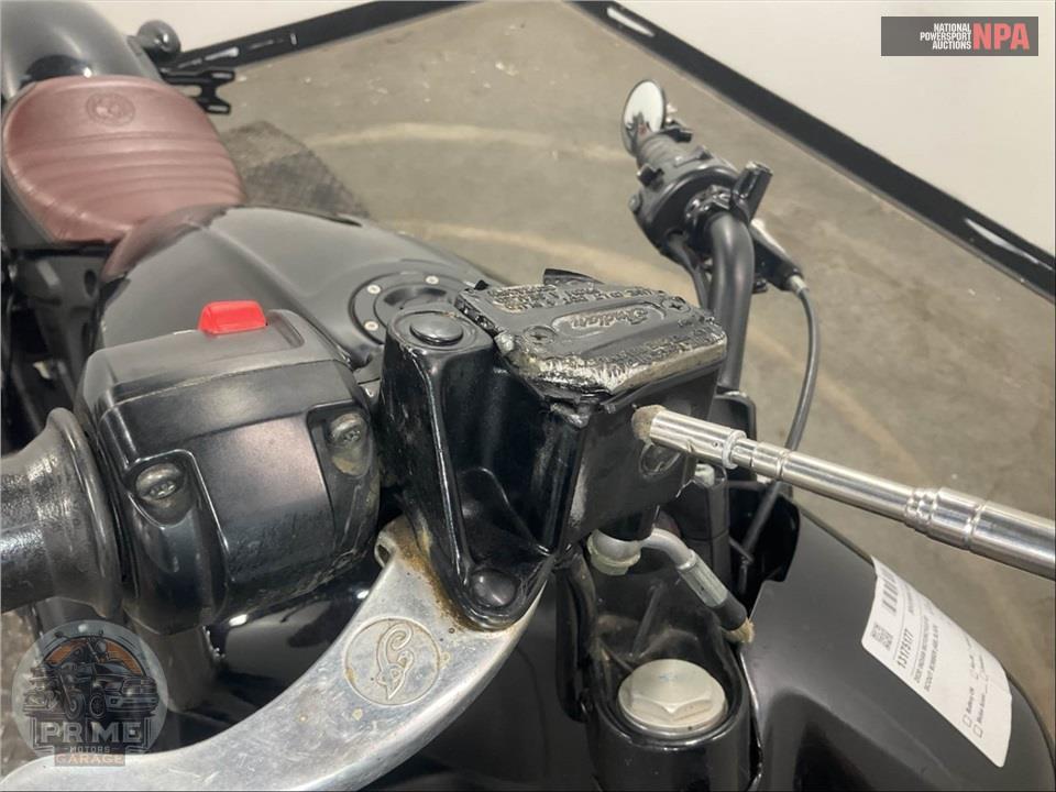 2020 Indian Motorcycle SCOUT BOBBER (ABS, BLACK) — фото 23