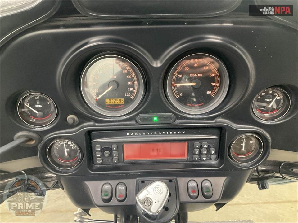 2013 Harley-Davidson FLHTCUTG TRIGLIDE UL CLSC — фото 5
