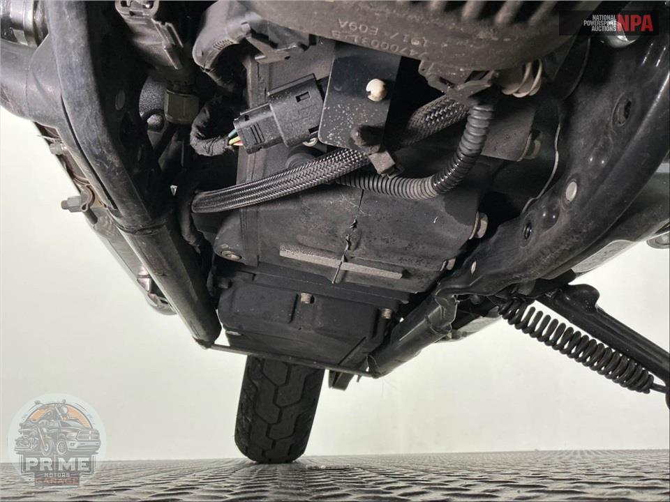 2018 Harley-Davidson FLDE DELUXE — фото 12