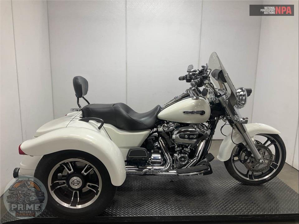 2019 Harley-Davidson FLRT FREEWHEELER — фото 1