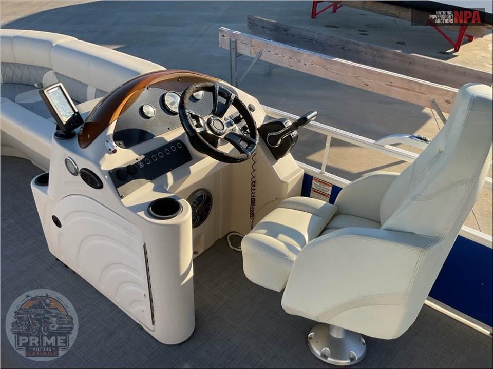 2023 Lexington Pontoons 321 ULTRA 3 SERIES L=22/E=1-90HP SUZUKI OB — фото 24