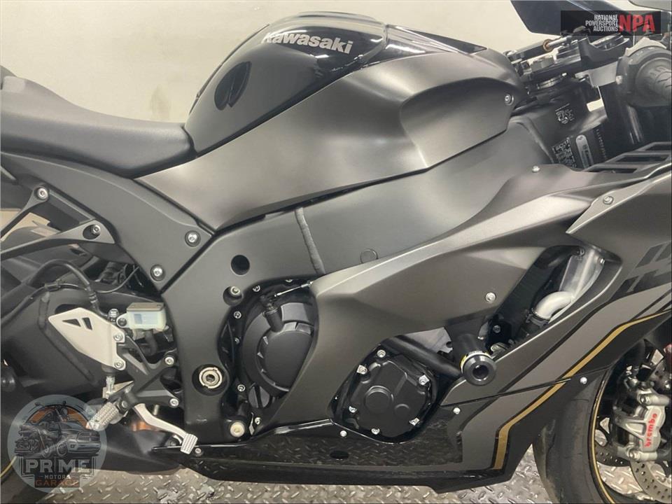 2023 Kawasaki ZX1002MPFAL NINJA ZX-10R — фото 7