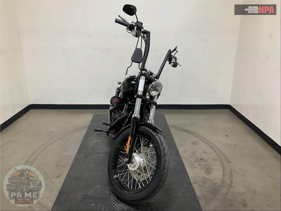 2017 Harley-Davidson FXDB STREET BOB — фото 2