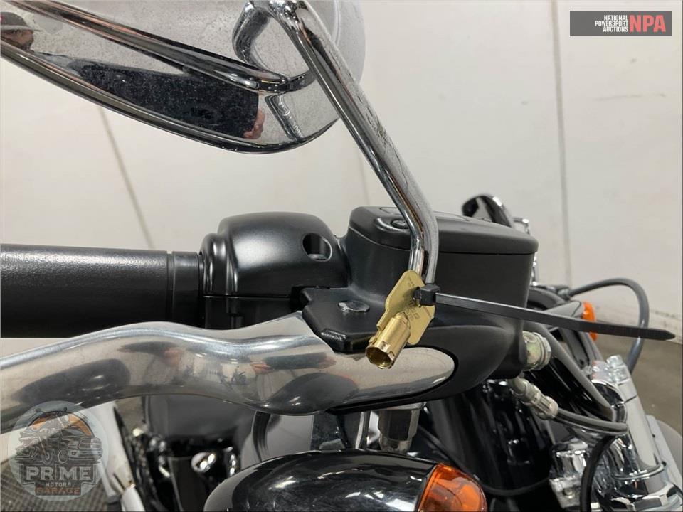 2017 Harley-Davidson FLS SOFTAIL SLIM — фото 11