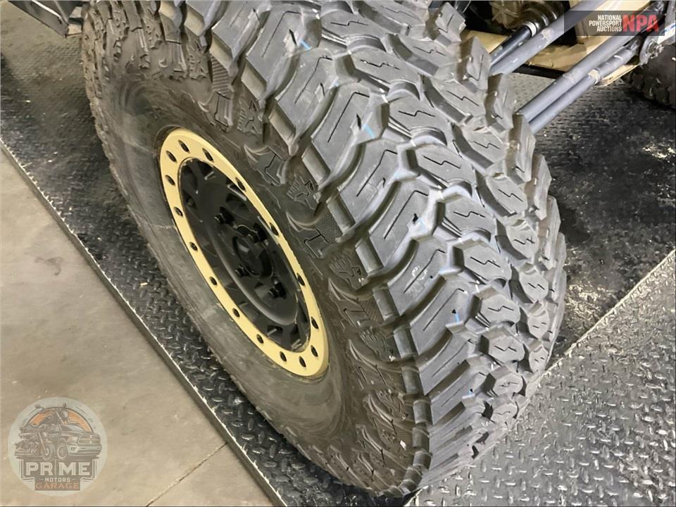 2023 Can-Am MAVERICK X3 X RC  TURBO RR 72 — фото 20